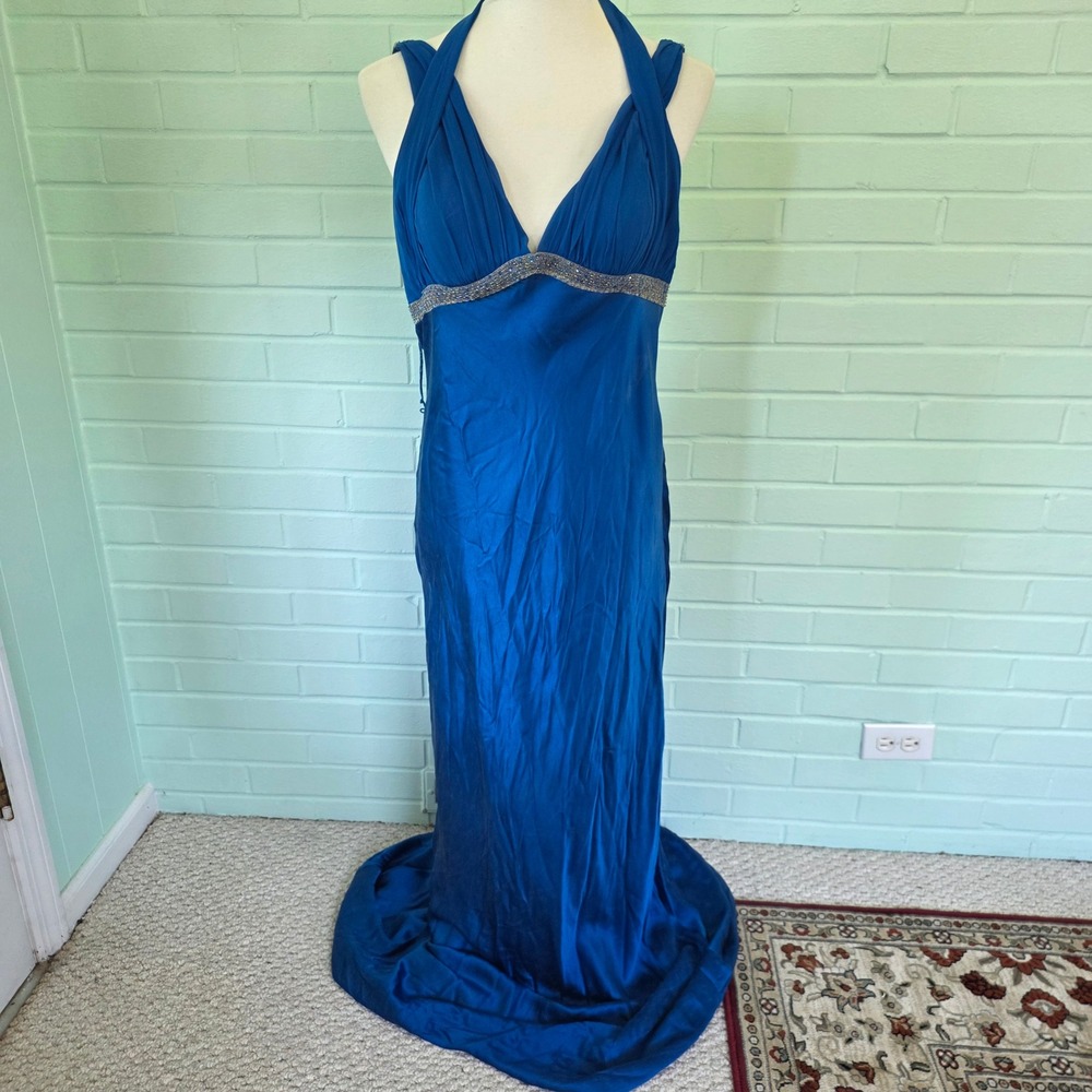Adrianna Papell 100% Silk Blue y2k Beaded Halter Neck formal Gown sz 14 romantic